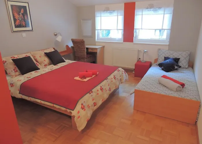 アパート Alvarium コバリード